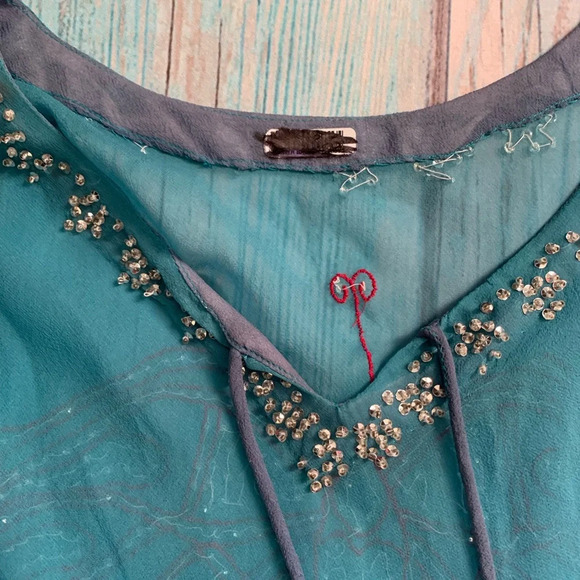 Beautiful vintage silk butterfly tunic top sheer flowy - Picture 6 of 8